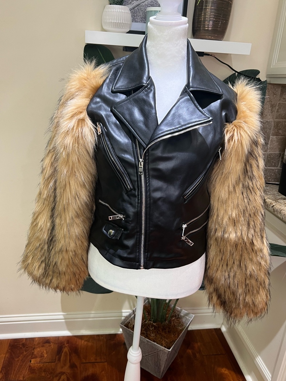 Azalea Wang Faux Fur Sleeve Faux Black Leather Moto Jacket XL
